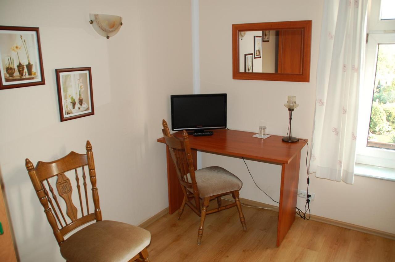 Koral Bed & Breakfast คอซซาลิน ภายนอก รูปภาพ