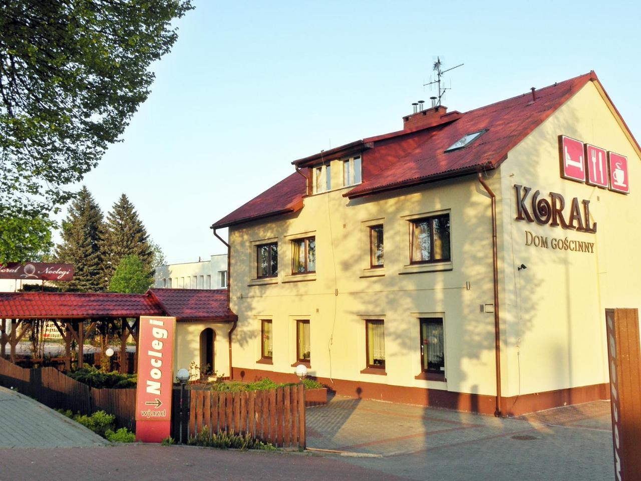 Koral Bed & Breakfast คอซซาลิน ภายนอก รูปภาพ